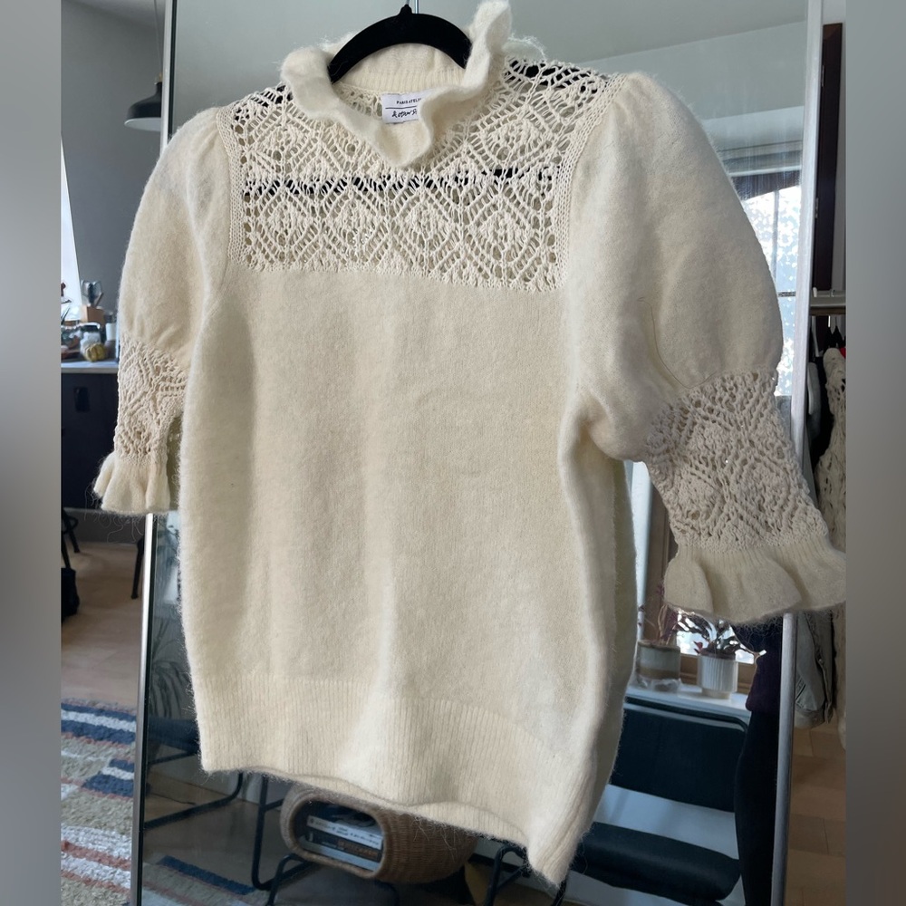 Wool-blend short sleeve sweater